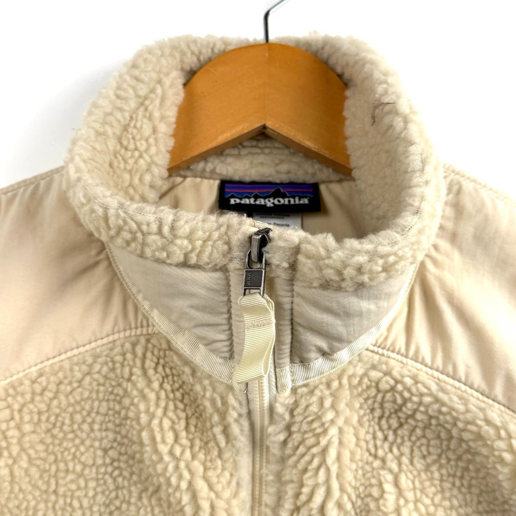 Patagonia Patagonia Vest Womens Large Classic Retro-X Sherpa Outdoor Fleece Cream Beige Full Zip Pockets Zipper Vintage No Size L / US 10 / IT 46 - 4 Thumbnail