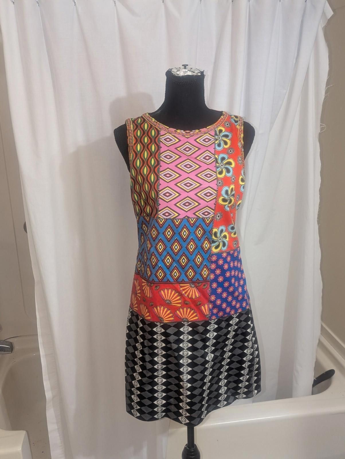 Designer Alice+Olivia x Carla Kranendonk Clyde Patchwork Shift Dress Size M / US 6-8 / IT 42-44 - 1 Thumbnail