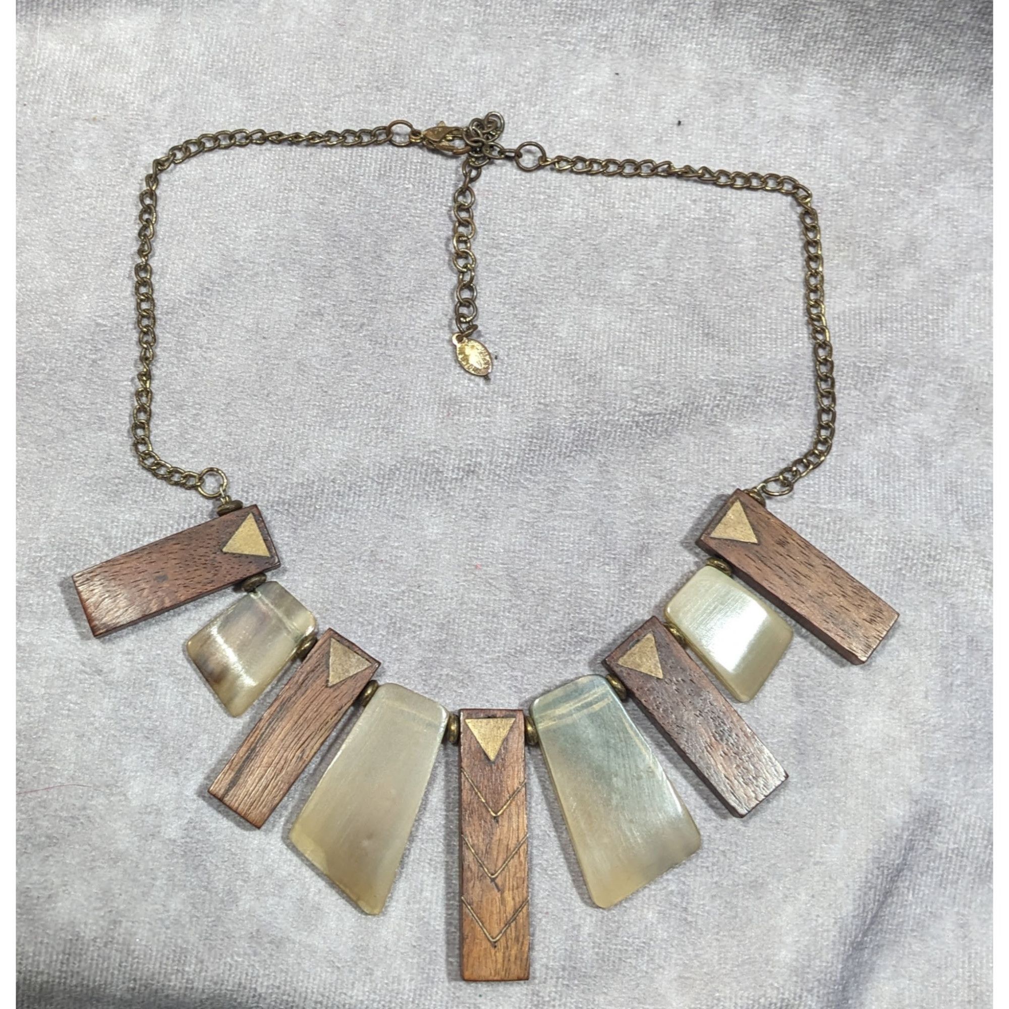 Other Vintage Ali Khan New York Wood And Lucite Bib Necklace Size ONE SIZE - 10 Thumbnail