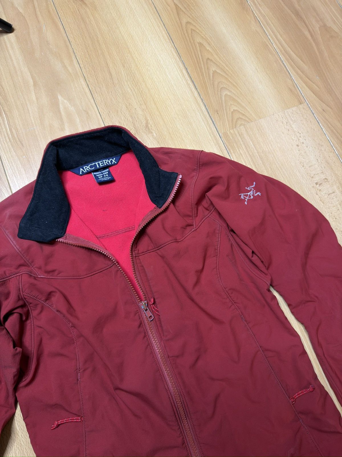 Arc'teryx Arcteryx red jacket softshell jacket Size S / US 4 / IT 40 - 2 Thumbnail