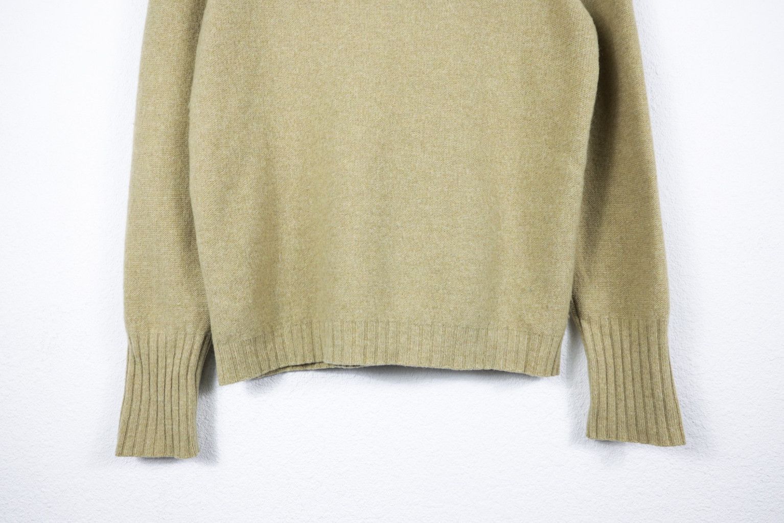 Burberry Burberry Logo Beige Cable Knit Wool Turtleneck Sweater Size M / US 6-8 / IT 42-44 - 11 Thumbnail