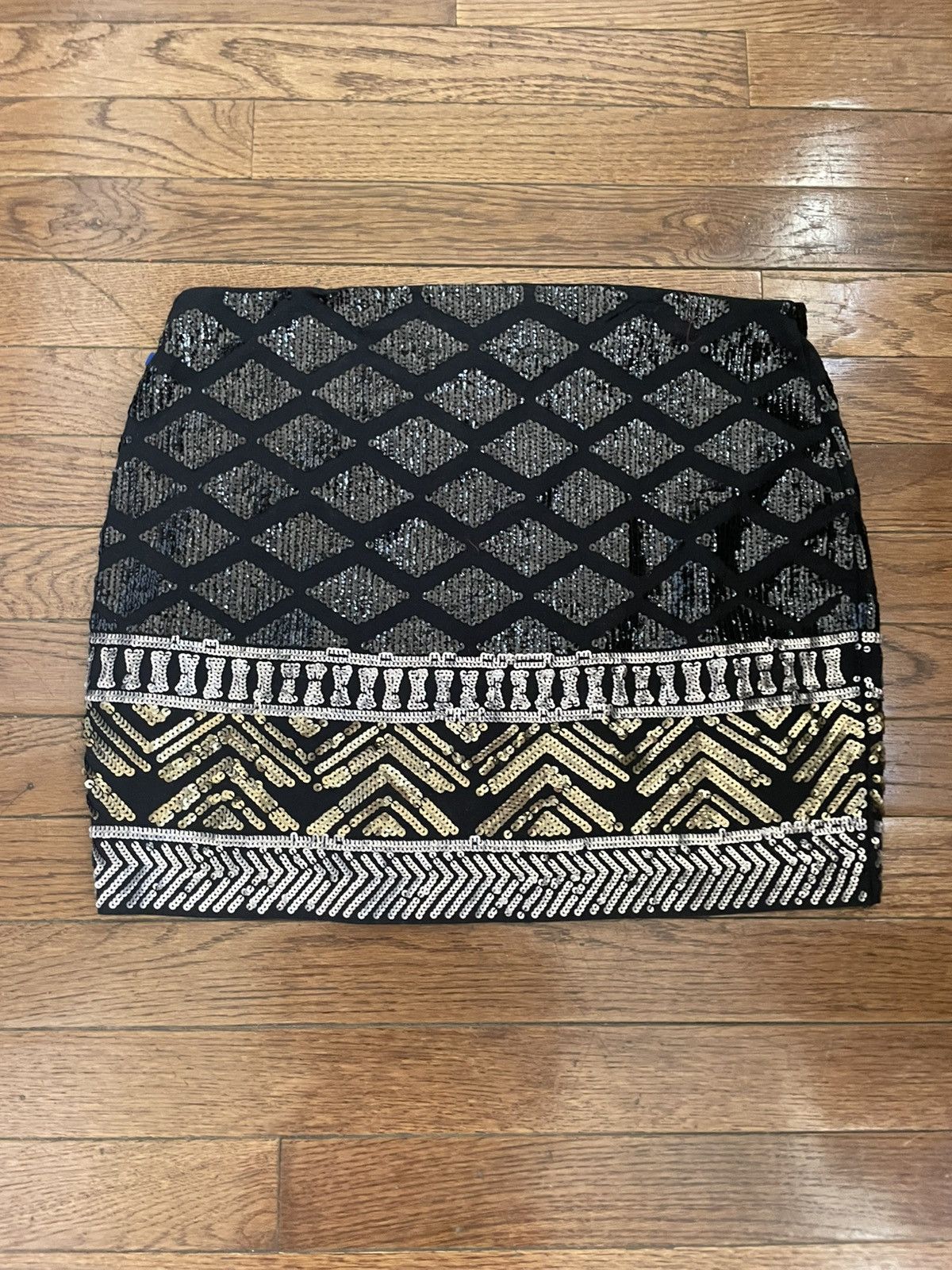 Express Express black and gold sequin mini skirt Size 28" / US 6 / IT 42 - 2 Thumbnail