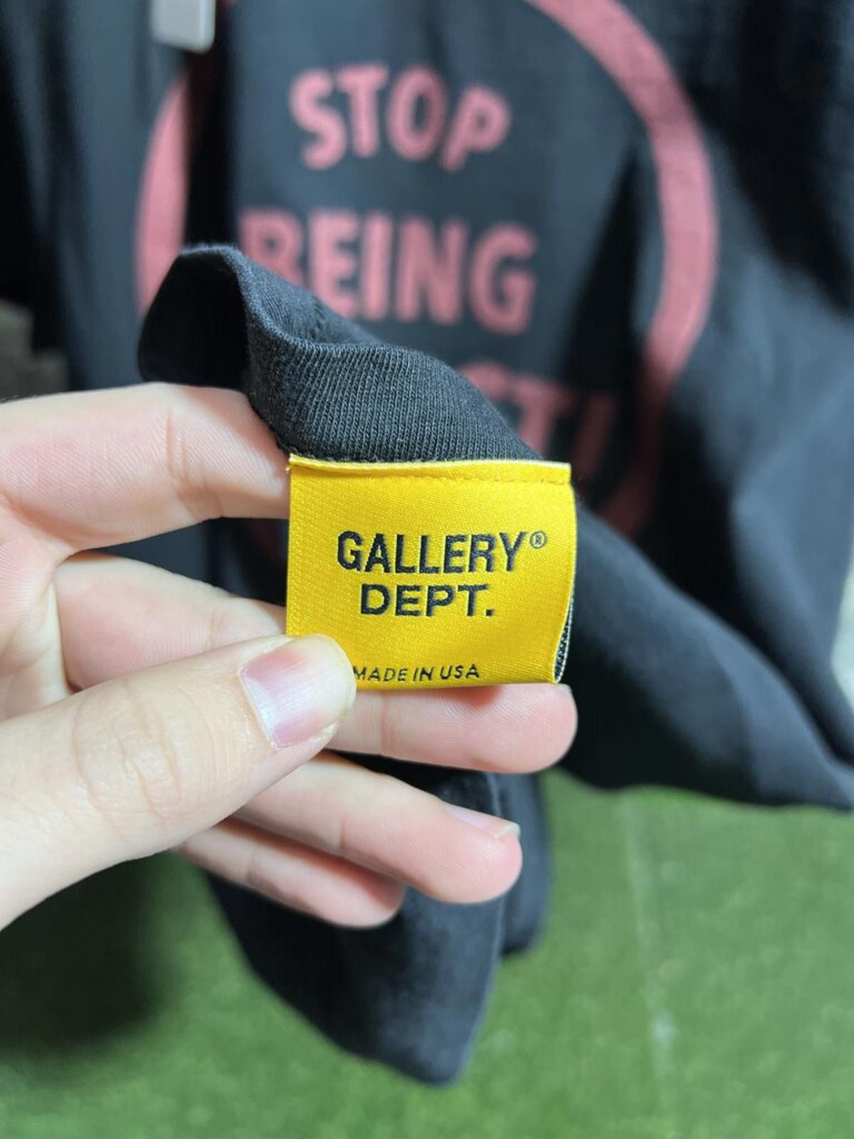 Gallery Dept. Gallery Dept Stop Being Racist Tee Sz. S Size ONE SIZE - 5 Thumbnail