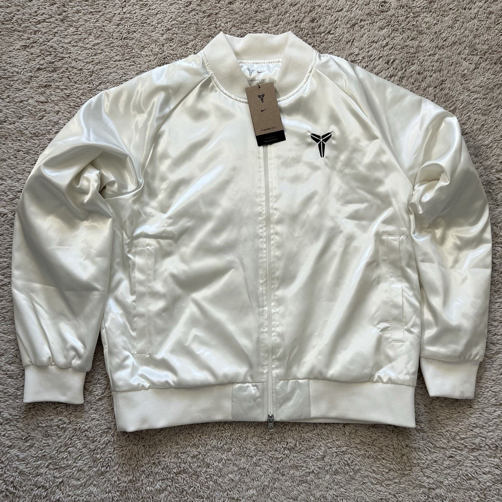 Nike Nike Kobe Year of Mamba THERMA-FIT Insulated Jacket Sail Size US L / EU 52-54 / 3 - 7 Thumbnail