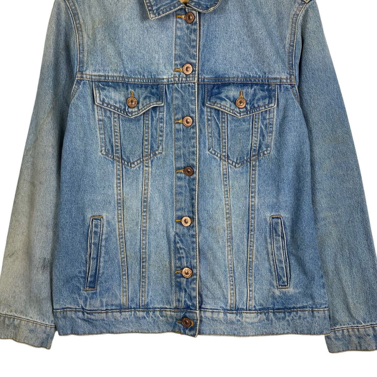 Bershka BESHKA DENIM BUTTON DENIM JACKET Size US M / EU 48-50 / 2 - 5 Thumbnail