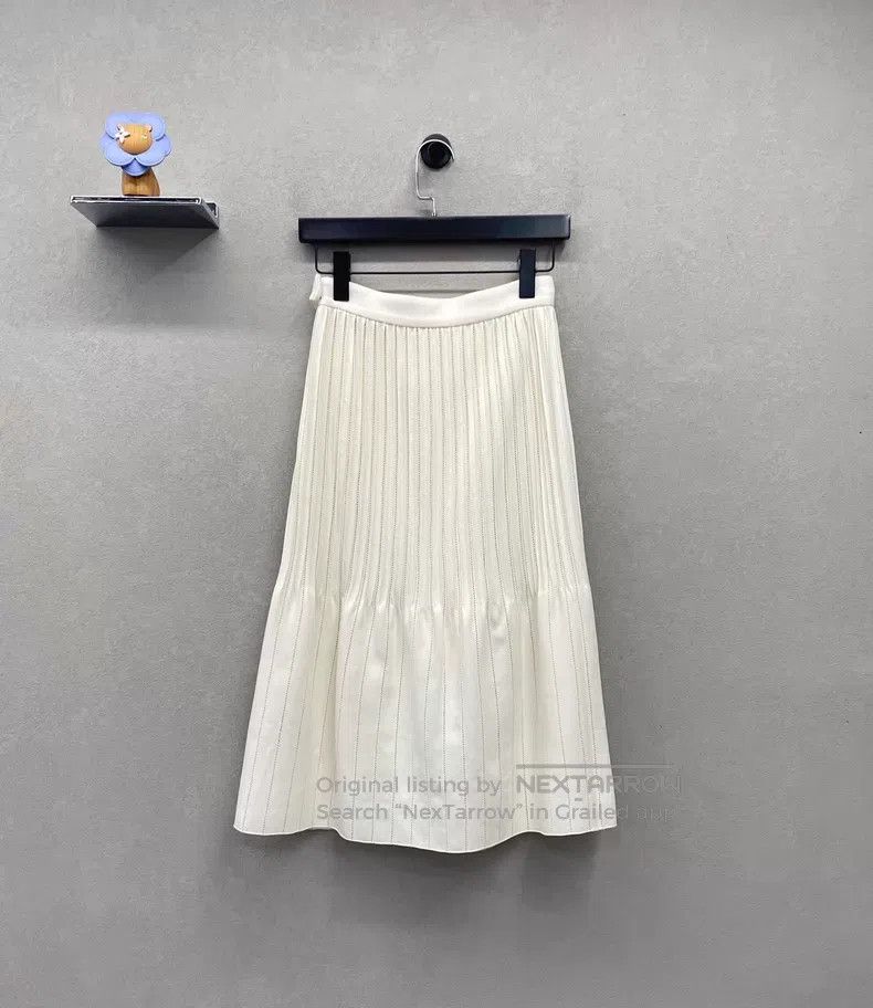 Hermes Hermes Beige Half Skirt Size 42" / US 20 - 5 Thumbnail