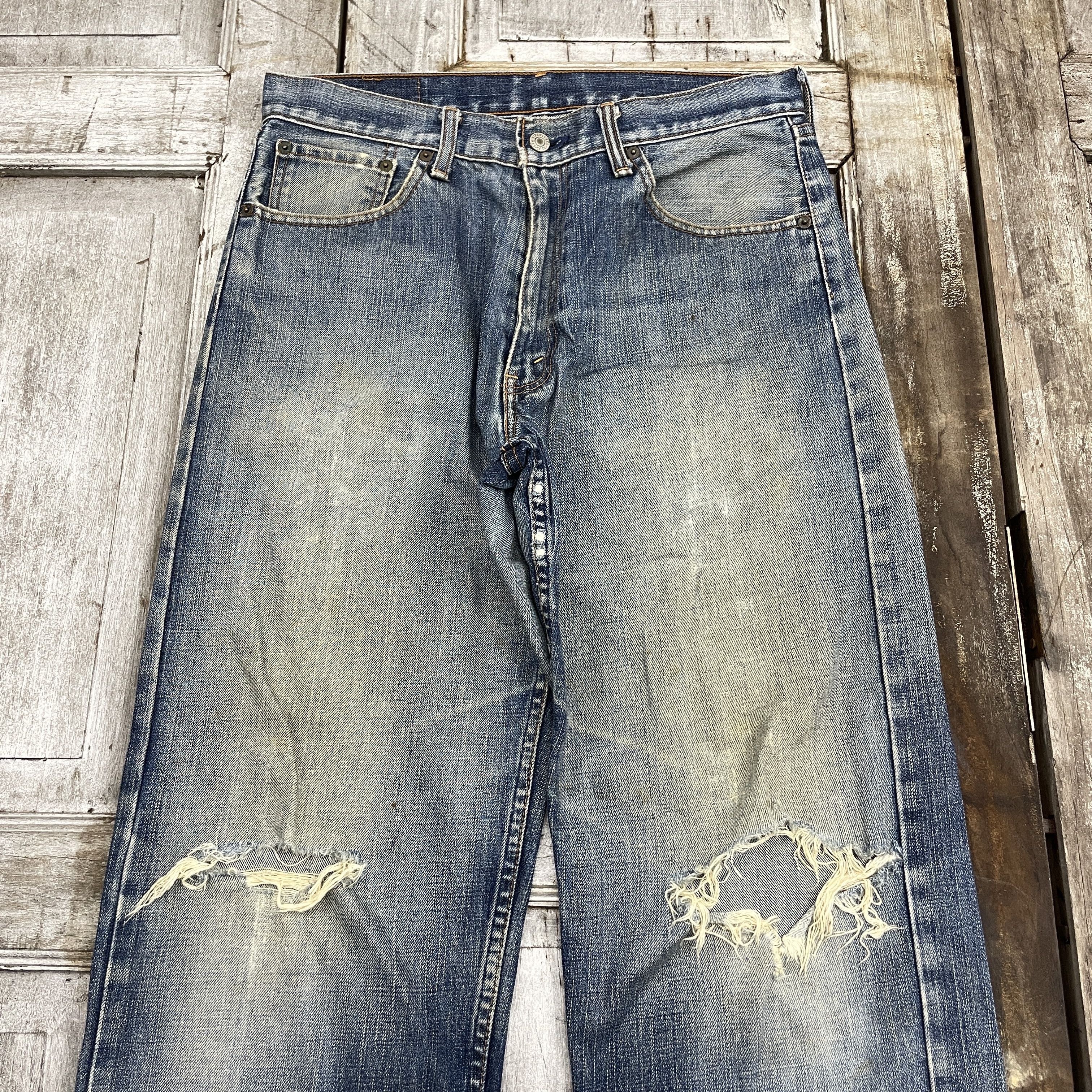 Levi's × Vintage Vintage Levi's 559 Faded Distressed Jeans - WC22 Size US 32 / EU 48 - 4 Thumbnail