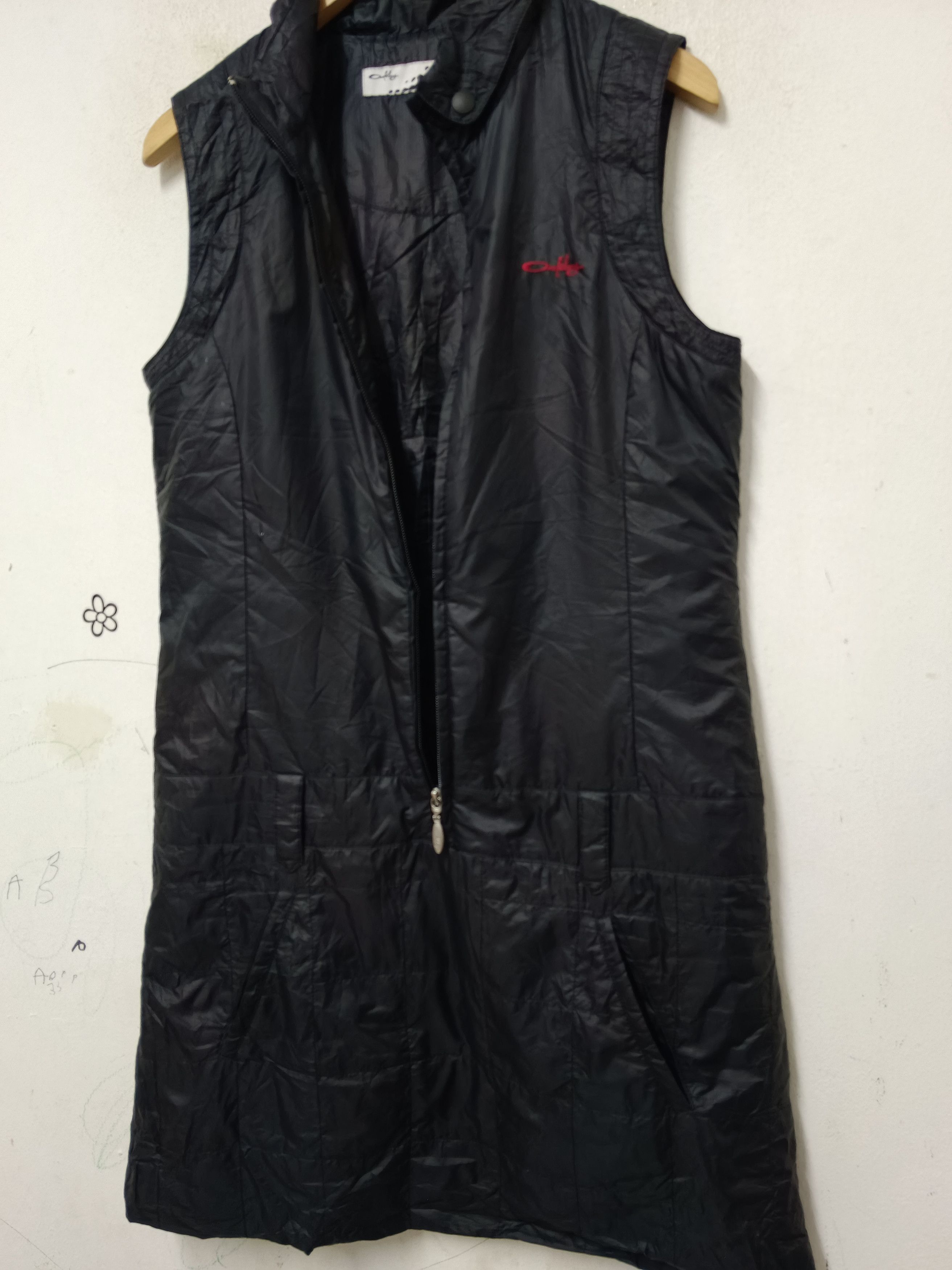 Hypebeast × Oakley Vintage Oakley Y2K Down Jacket Size US M / EU 48-50 / 2 - 4 Thumbnail