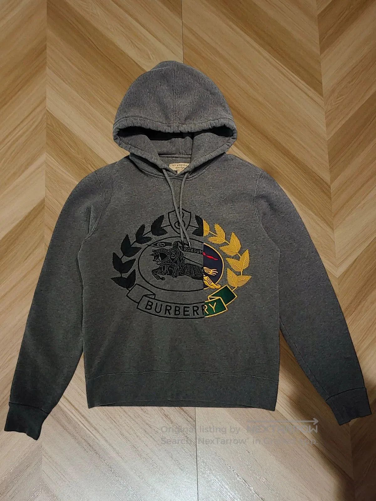 Burberry burberry hoodie lightly worn, authentic, size xs. Size US M / EU 48-50 / 2 - 1 Thumbnail