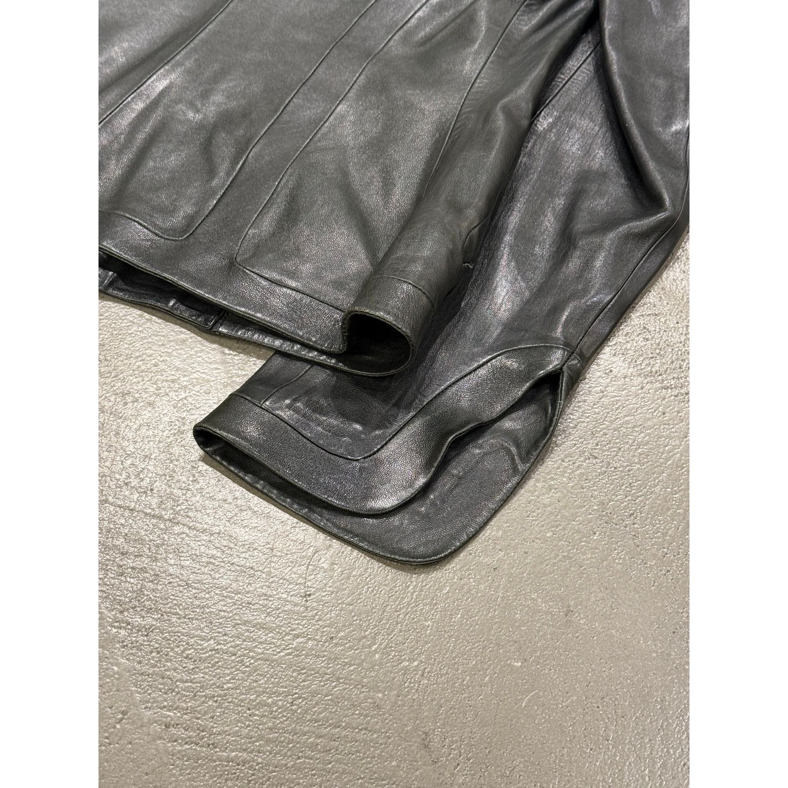Alexander McQueen A/W2003 Alexander McQueen paneled biker leather jacket Size S / US 4 / IT 40 - 6 Thumbnail