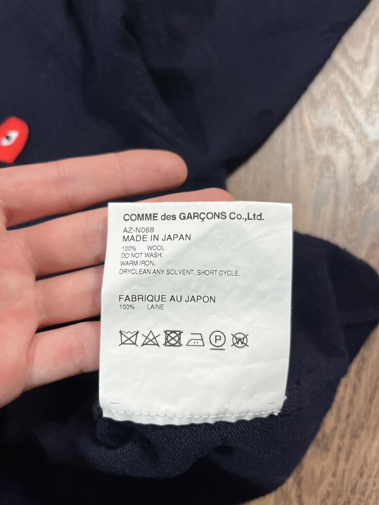 Comme des Garcons Comme Des Garcons Wool Sweater Heart Patch Size US S / EU 44-46 / 1 - 7 Thumbnail