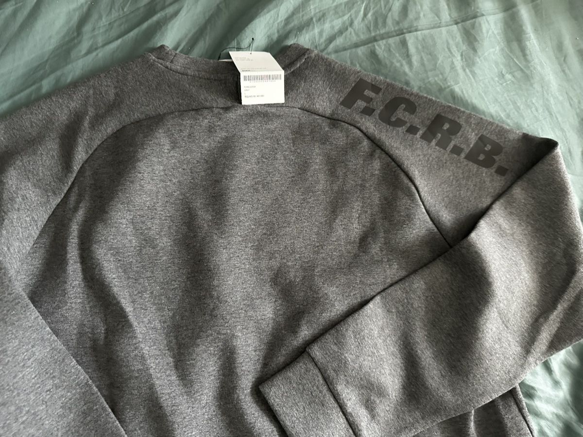 Sophnet. Sophnet F.C.Real Bristol Tech Sweat Crewneck Top Size US M / EU 48-50 / 2 - 8 Thumbnail