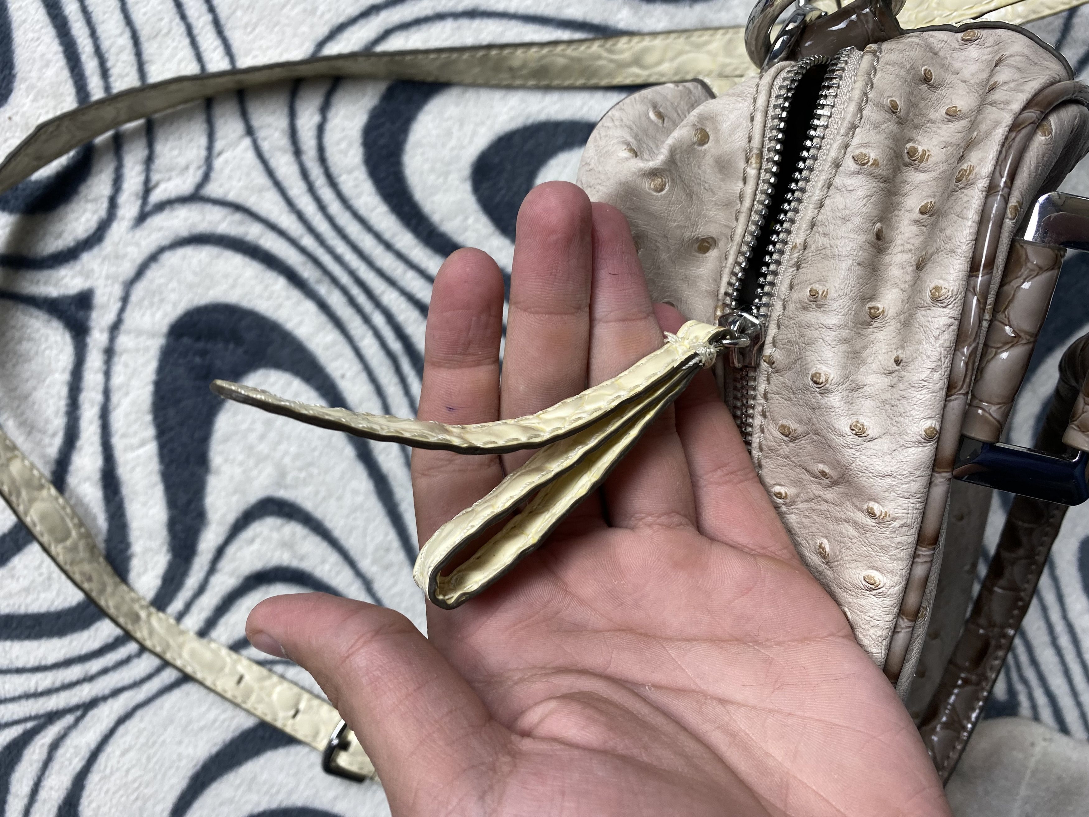 Guess Guess USA Vintage Handbag Bag Y2K 2000s Size ONE SIZE - 6 Thumbnail