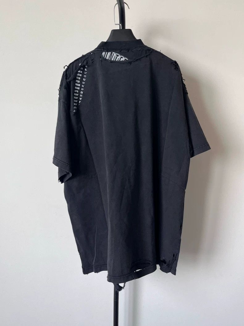 Balenciaga Balenciaga 3 B damage short sleeves Size US M / EU 48-50 / 2 - 2 Thumbnail