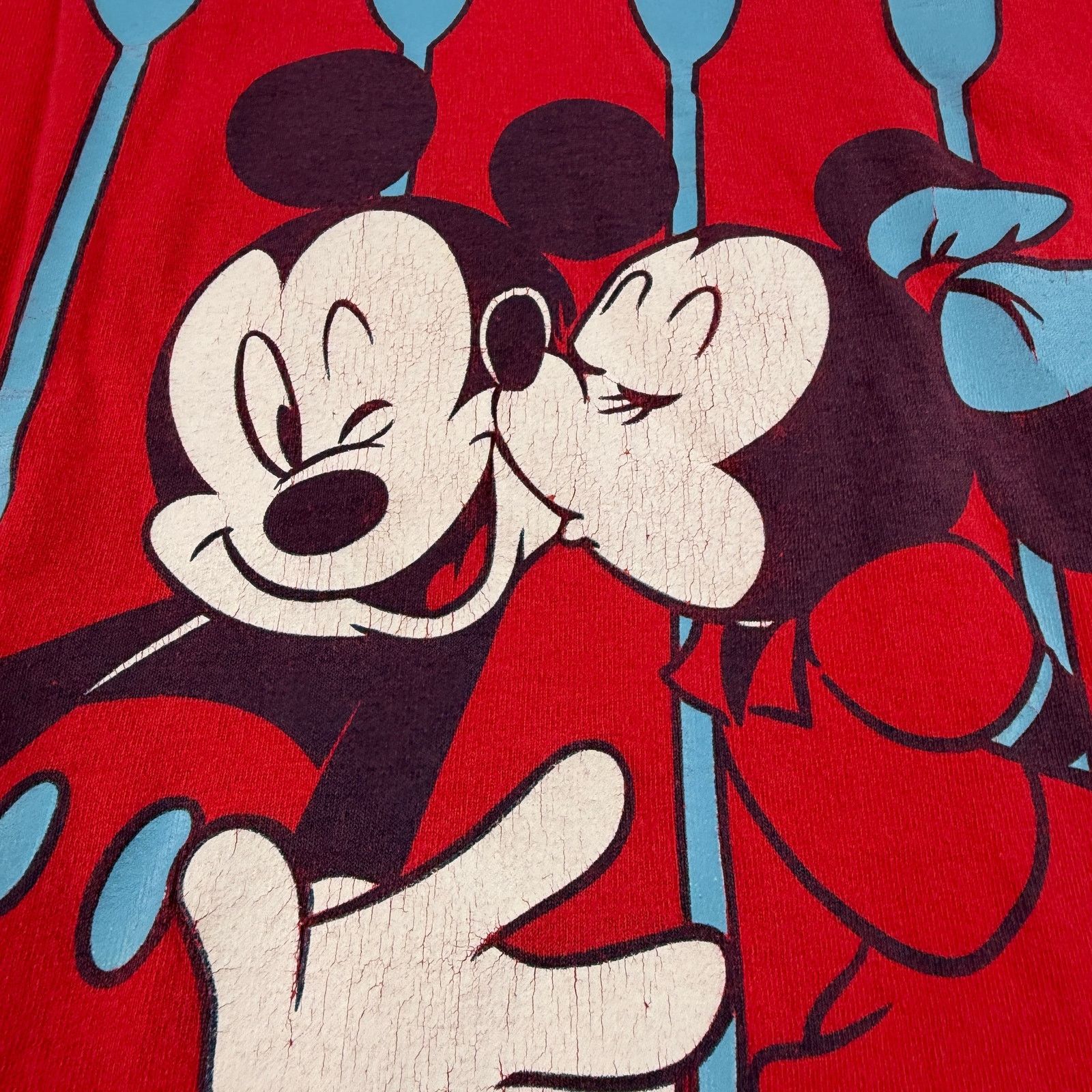 Mickey Unlimited Vintage Mickey & Minnie Mouse Kissing Shirt Size Large Size US L / EU 52-54 / 3 - 2 Thumbnail
