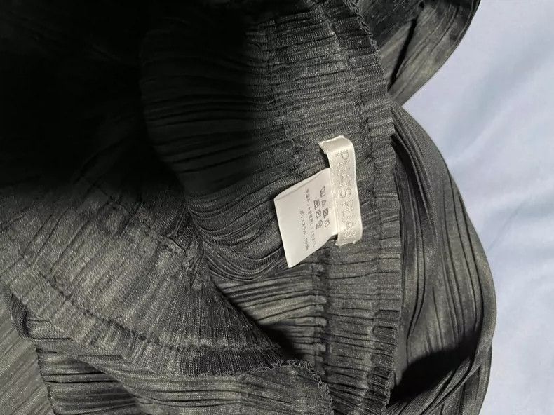Issey Miyake Issey Miyake Black pleated pants Size 25" / US 0 / IT 36 - 3 Thumbnail
