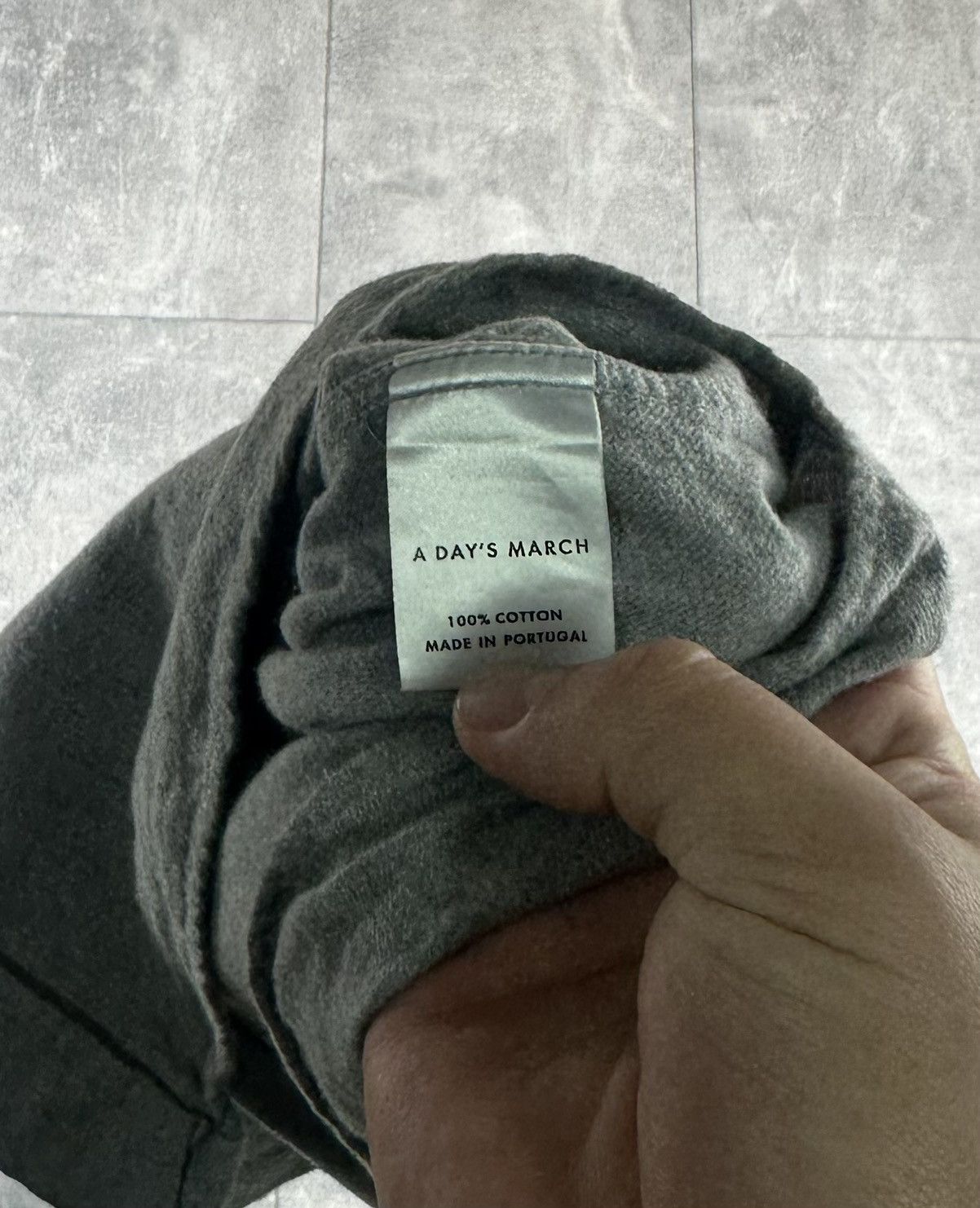 A Day's March A Days March Basic Silver Shirt Button Up Size US L / EU 52-54 / 3 - 12 Thumbnail