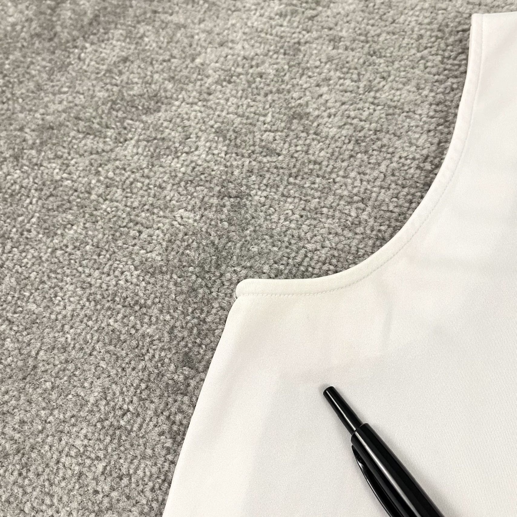 Footjoy FootJoy Polo Shirt Womens M White Sleeveless Tank Kings Creek CC Crown Gray Size M / US 6-8 / IT 42-44 - 6 Thumbnail
