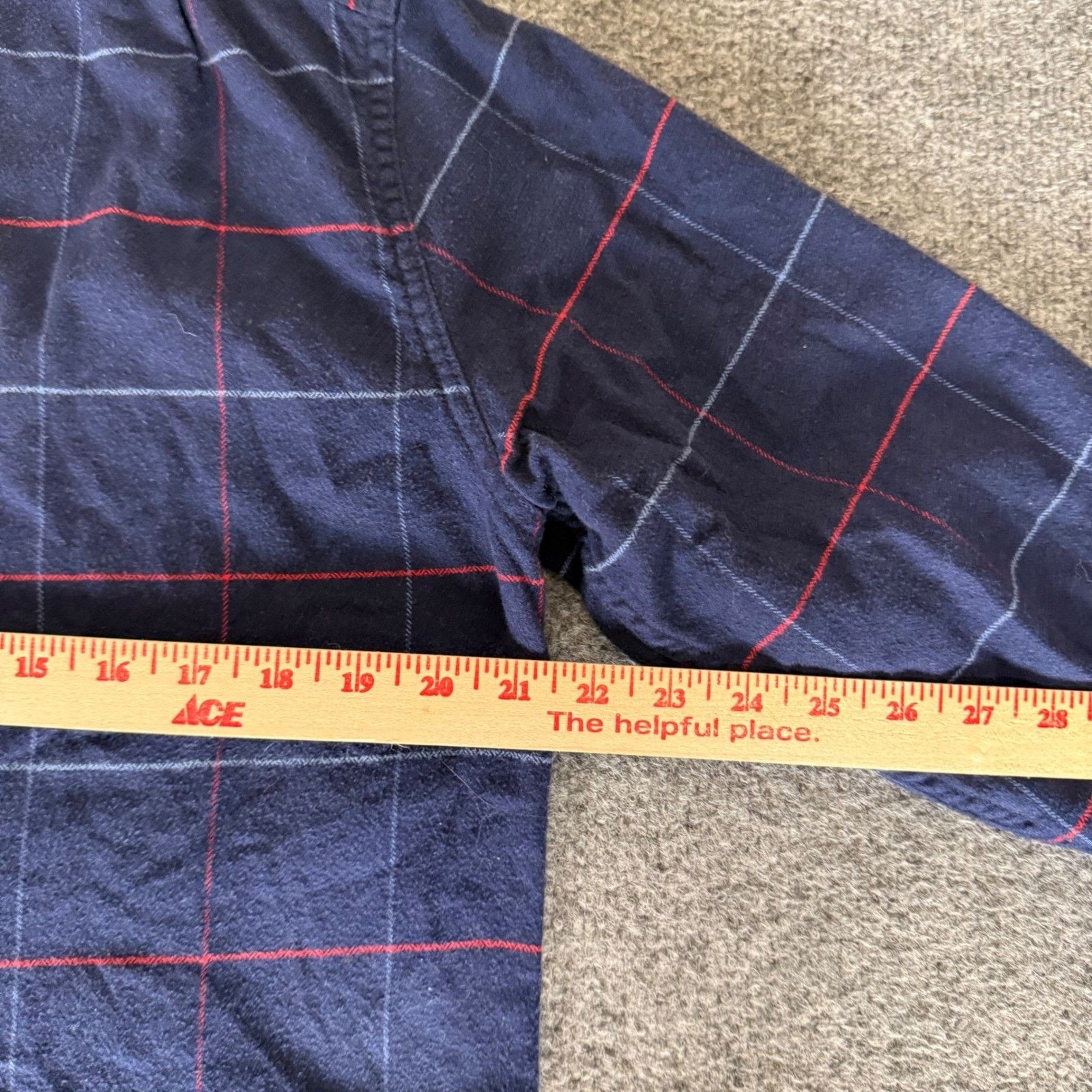 J.Crew J.Crew Mens Medium Classic Fit Navy Plaid Flannel Shirt Size US M / EU 48-50 / 2 - 5 Thumbnail