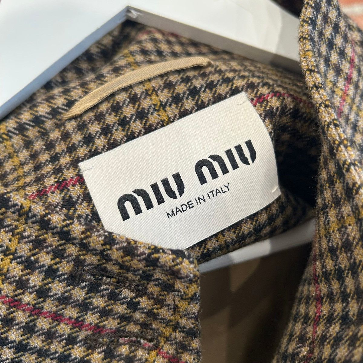 Miu Miu MIU MIU FW25 HOUNDSTOOTH CHECK BLOUSON JACKET ‘BROWN’ Size US L / EU 52-54 / 3 - 4 Thumbnail
