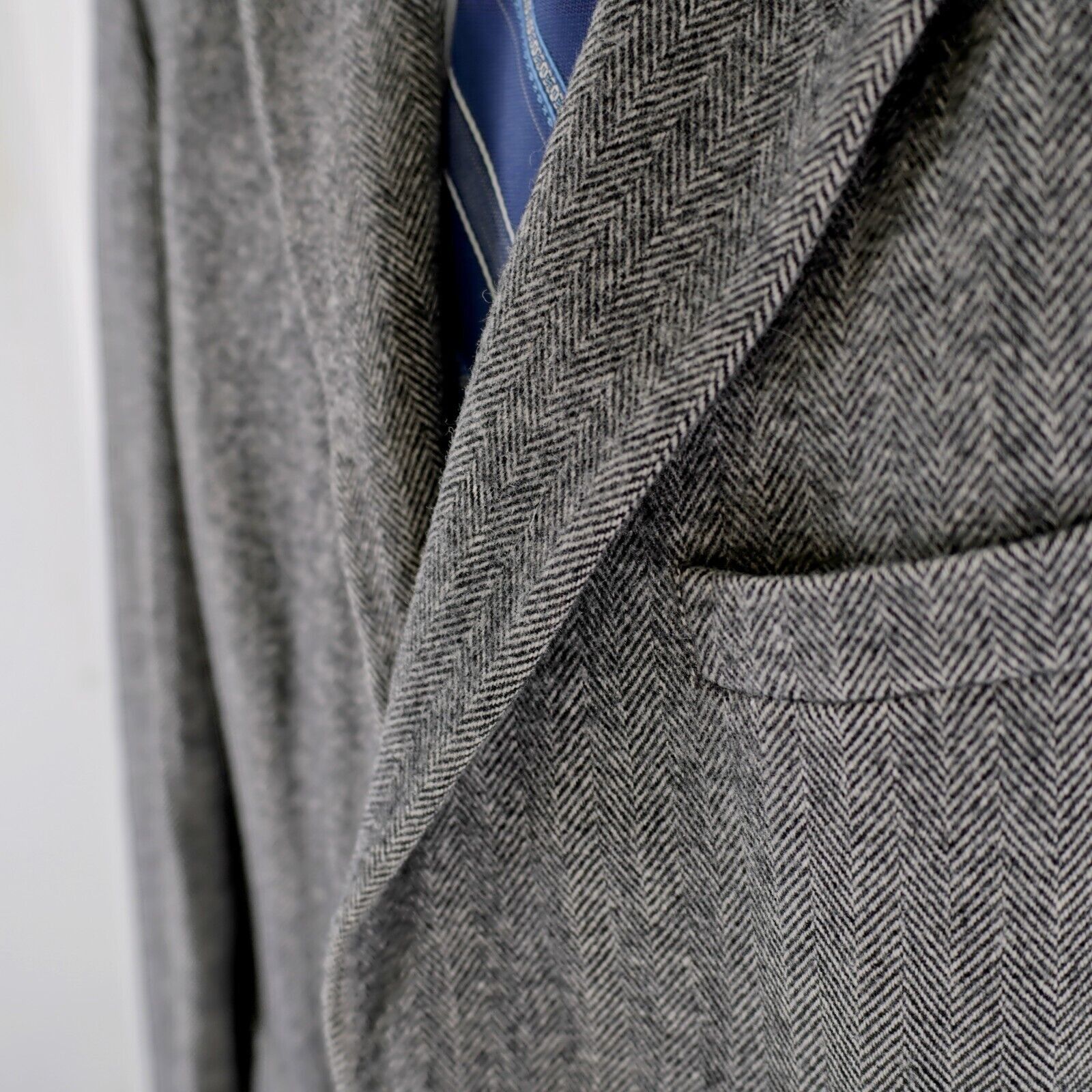 Designer Cricketeer Tweed Wool Camel Hair Nylon Gray Herringbone 2 Bu Size 42L - 4 Thumbnail