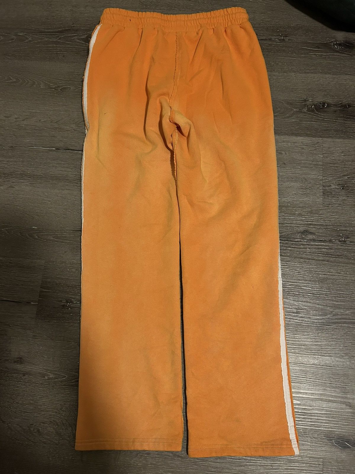 Other pachi pachi “WHACKY” orange sweats Size US 30 / EU 46 - 4 Thumbnail