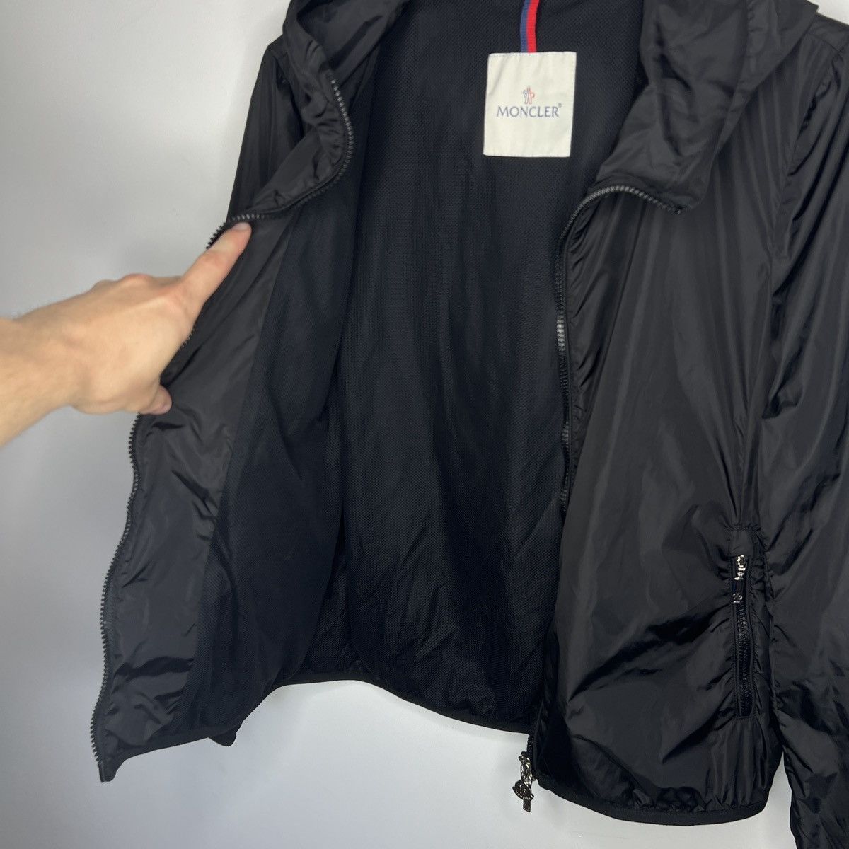 Moncler Moncler Jacket Nylon Windbreaker Black Classic Luxury Size US S / EU 44-46 / 1 - 8 Thumbnail