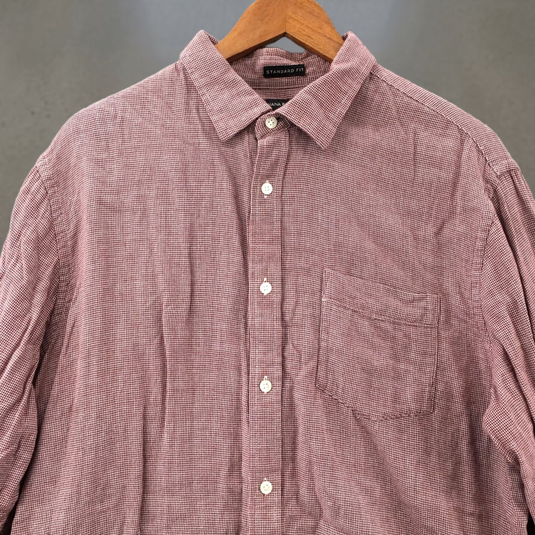 Banana Republic Banana Republic Long Sleeve Shirt Mens XL Red Cotton Button Up Chest Pocket Size US XL / EU 56 / 4 - 1 Thumbnail