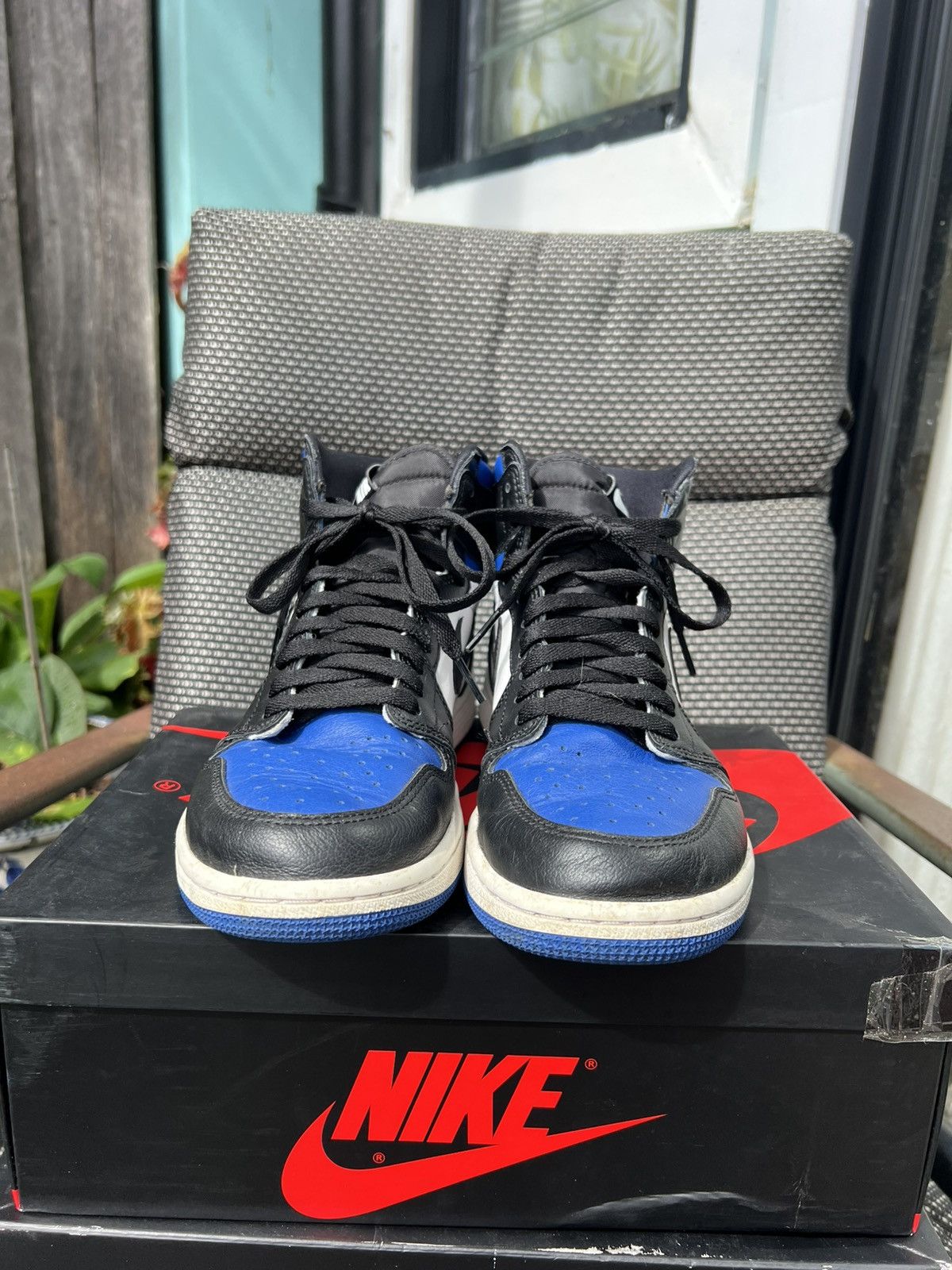 Jordan Brand Air Jordan 1 High Royal Toe Size US 9 / EU 42 - 2 Thumbnail