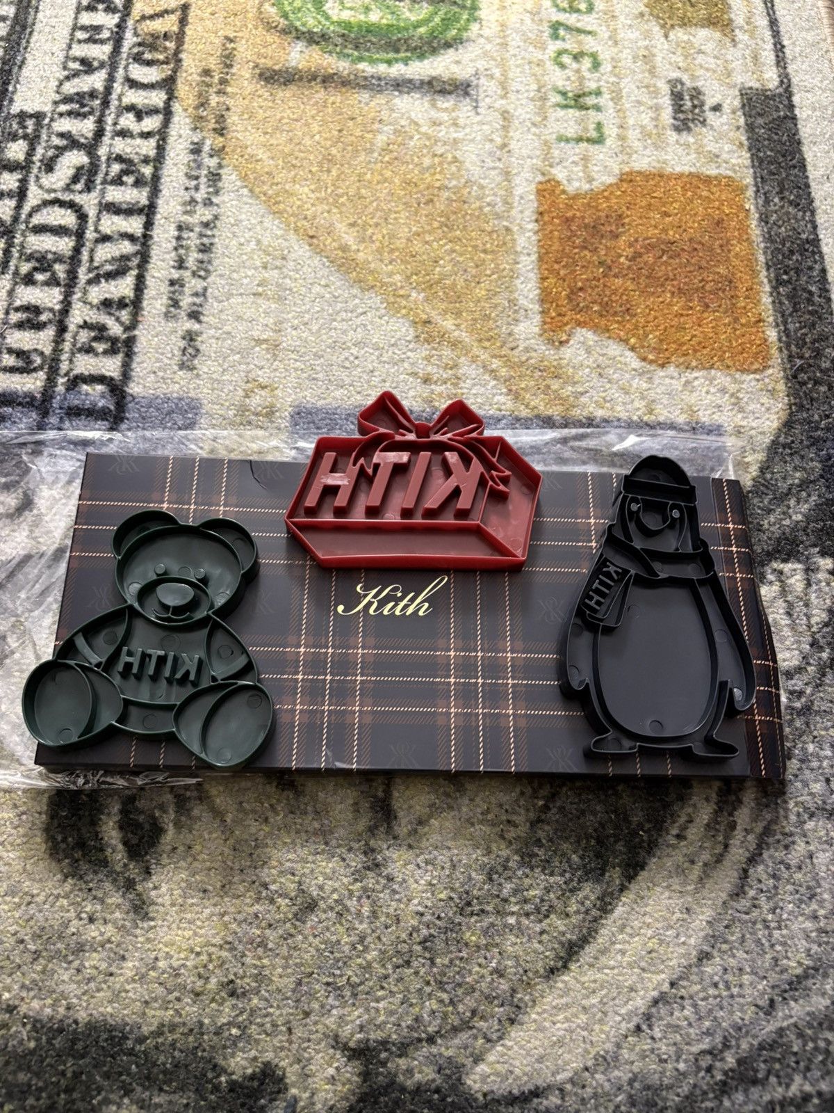 Kith × MLB Kith Kithmas Cookie Cutter Set of 3 Size ONE SIZE - 1 Thumbnail