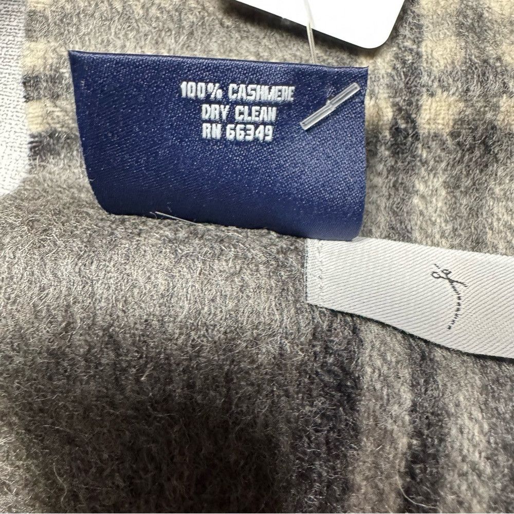 Grant Thomas NWT New Grant Thomas 100% Cashmere Grey Plaid Scarf Made In Size ONE SIZE - 5 Thumbnail