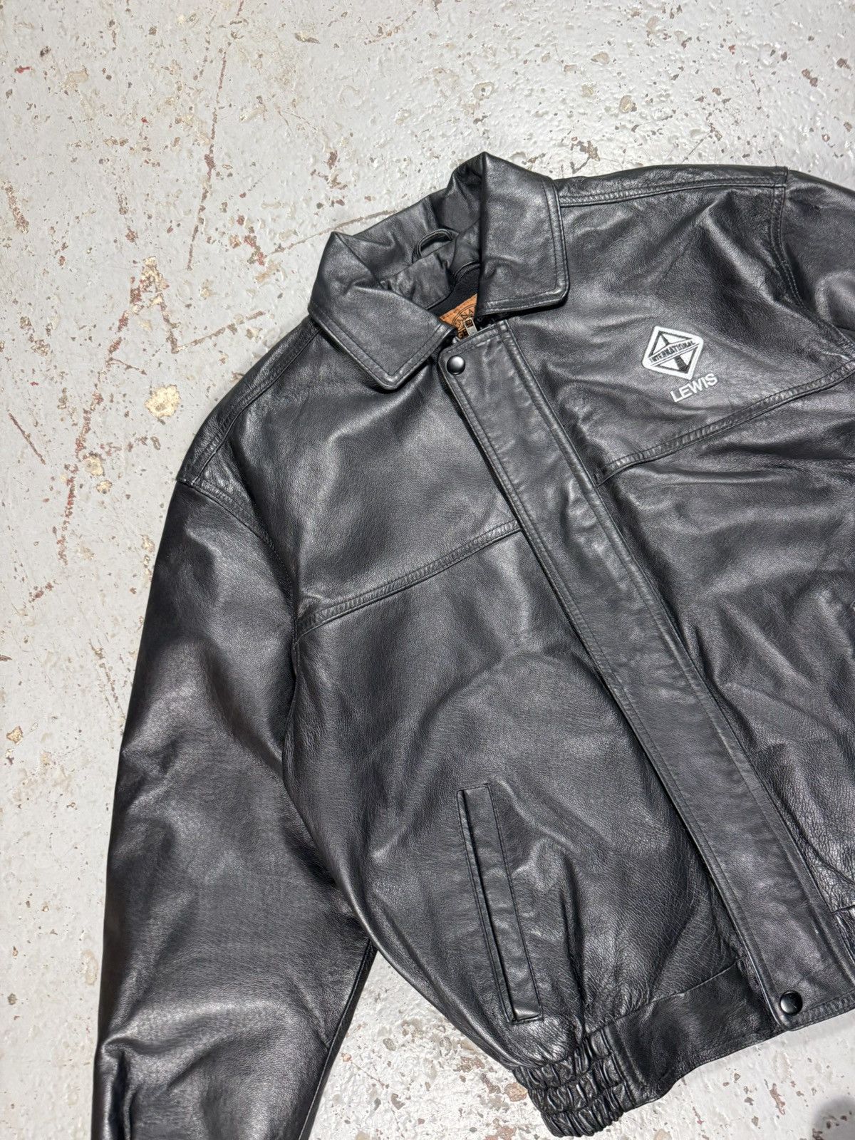 Other Vintage Perfect Fit Leather Bombed Lewis Motors Size US S / EU 44-46 / 1 - 3 Thumbnail