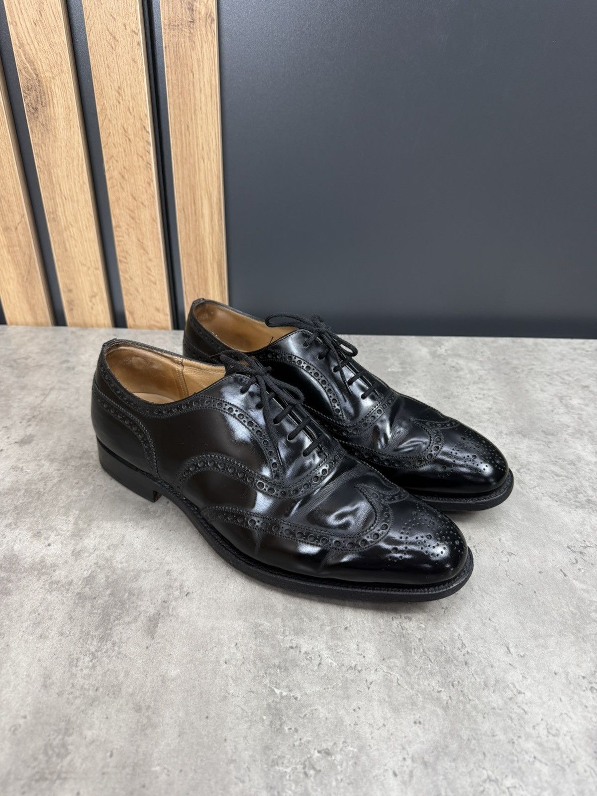 Church's Church’s Custom Grade Black Wingtip Brogue Oxford UK 8.5 Size US 9.5 / EU 42-43 - 1 Thumbnail