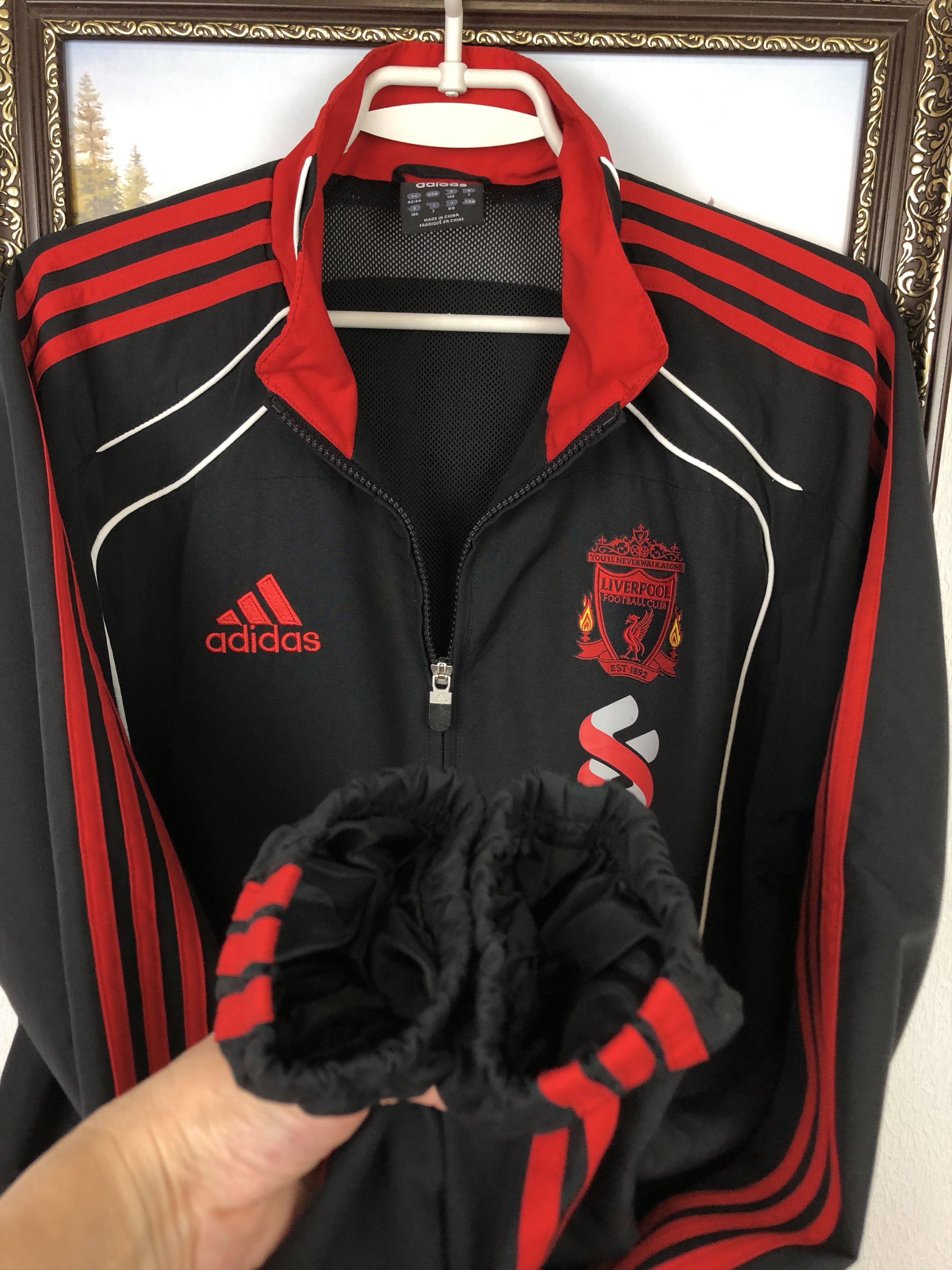 Adidas Vintage Adidas Liverpool Football Jacket Soccer Track Top Size US L / EU 52-54 / 3 - 7 Thumbnail