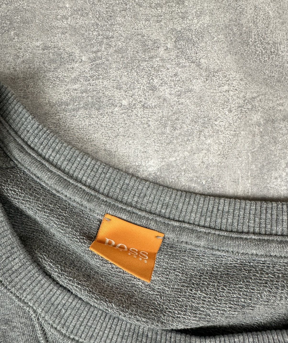 Hugo Boss Hugo Boss Mens Luxury Cenrt Logo Sweatshirt Size US L / EU 52-54 / 3 - 6 Thumbnail