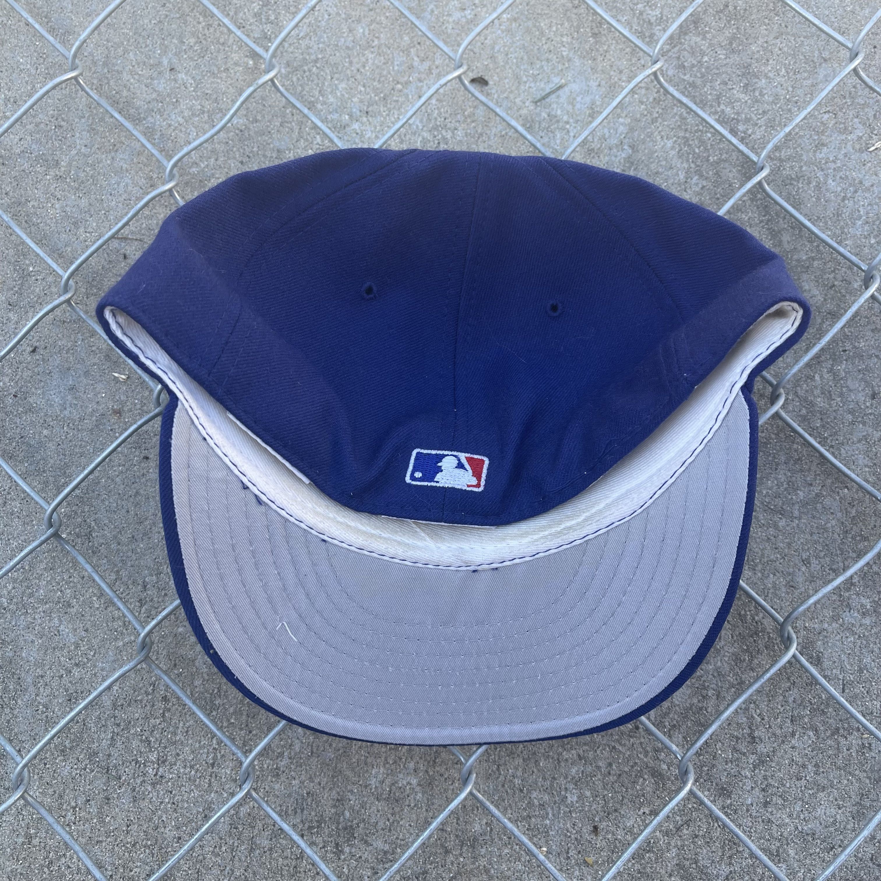 MLB × New Era × Vintage Vintage 90s New Era Chicago Cubs Fitted Hat Size ONE SIZE - 3 Thumbnail
