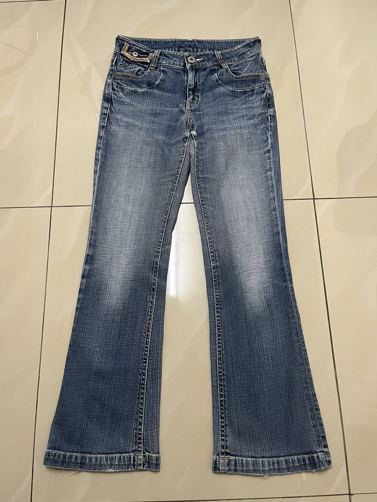 Japanese Brand Flare Jeans rainbow pocket denim distressed low rise Size US 28 / EU 44 - 4 Thumbnail