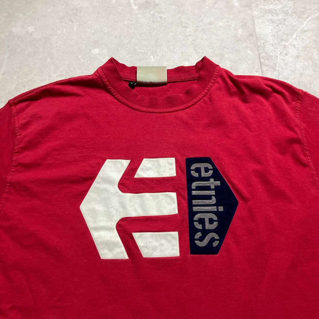 Etnies Vintage Etnies Skateboards Big Logo Tee Size US L / EU 52-54 / 3 - 2 Thumbnail