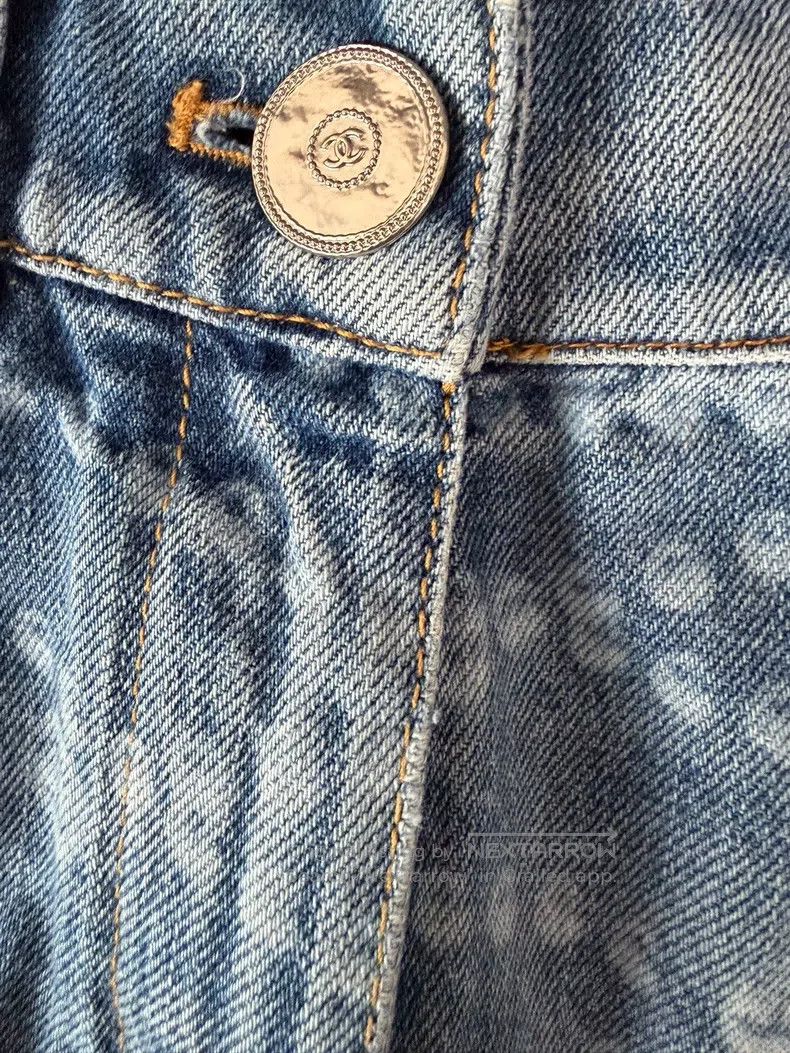 Chanel Chanel Blue pearl chain printed logo wide-leg jeans Size 25" / US 0 / IT 36 - 3 Thumbnail
