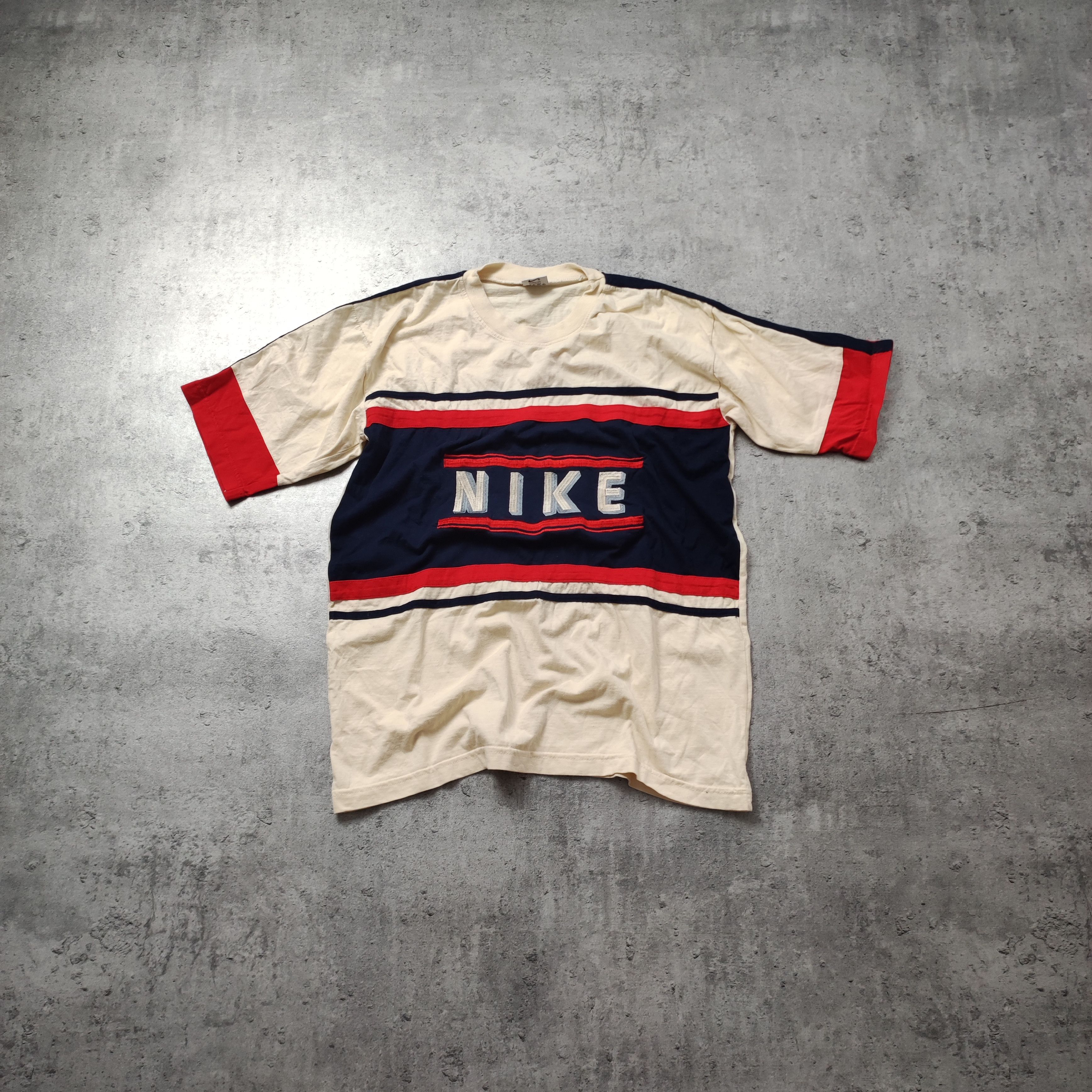 Nike × Vintage Vintage RARE 90s Nike Spelout Embroidere Logo Tee Size US M / EU 48-50 / 2 - 1 Thumbnail