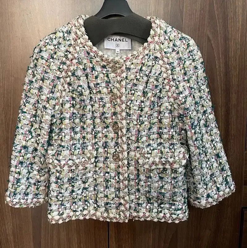Chanel Chanel Green Women's Jacket Size XS . Size XS / US 0-2 / IT 36-38 - 1 Thumbnail