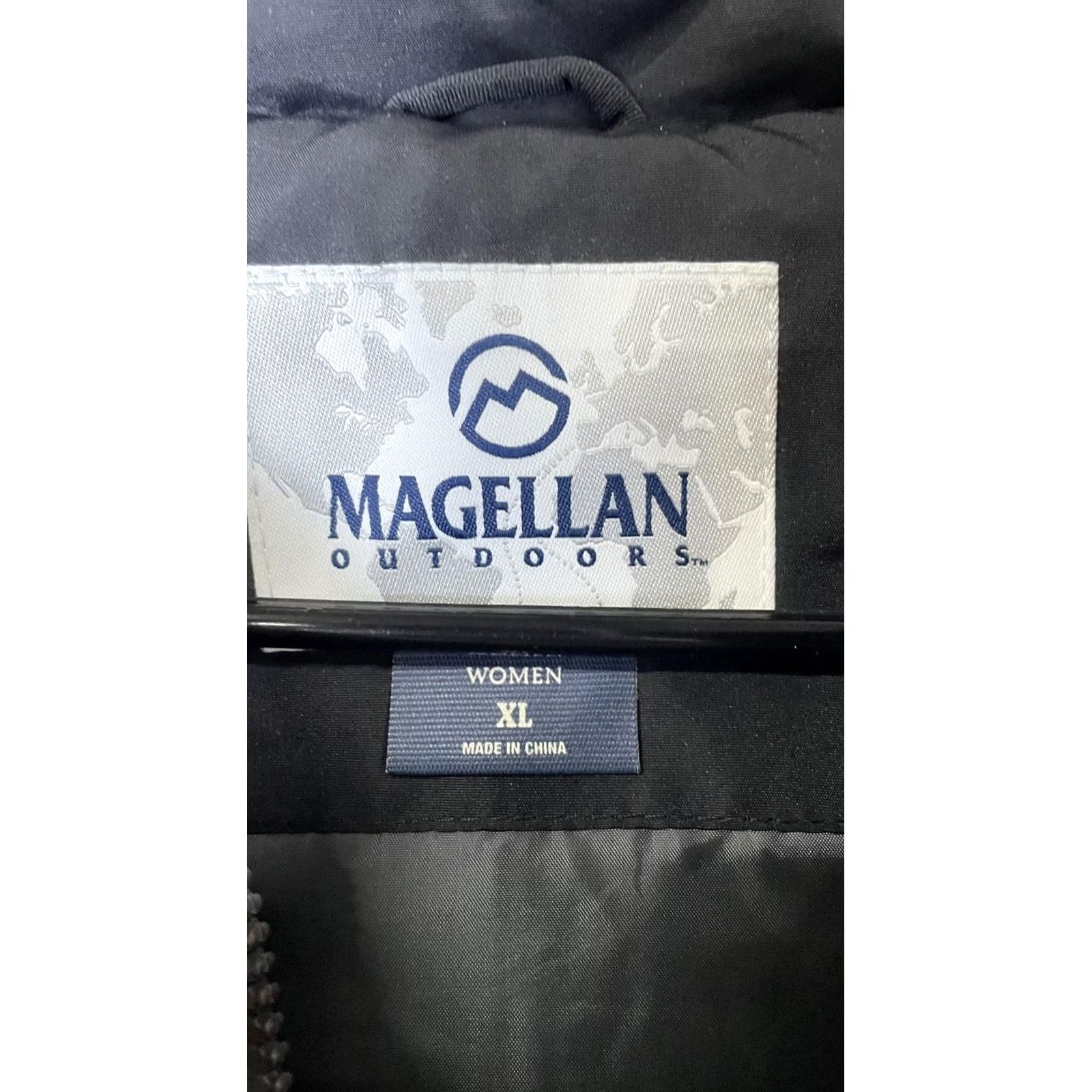 Vintage Magellan Outdoors Vest Womens XL Black Quilted Full Zip Puffer Outdoor Size XL / US 12-14 / IT 48-50 - 3 Thumbnail