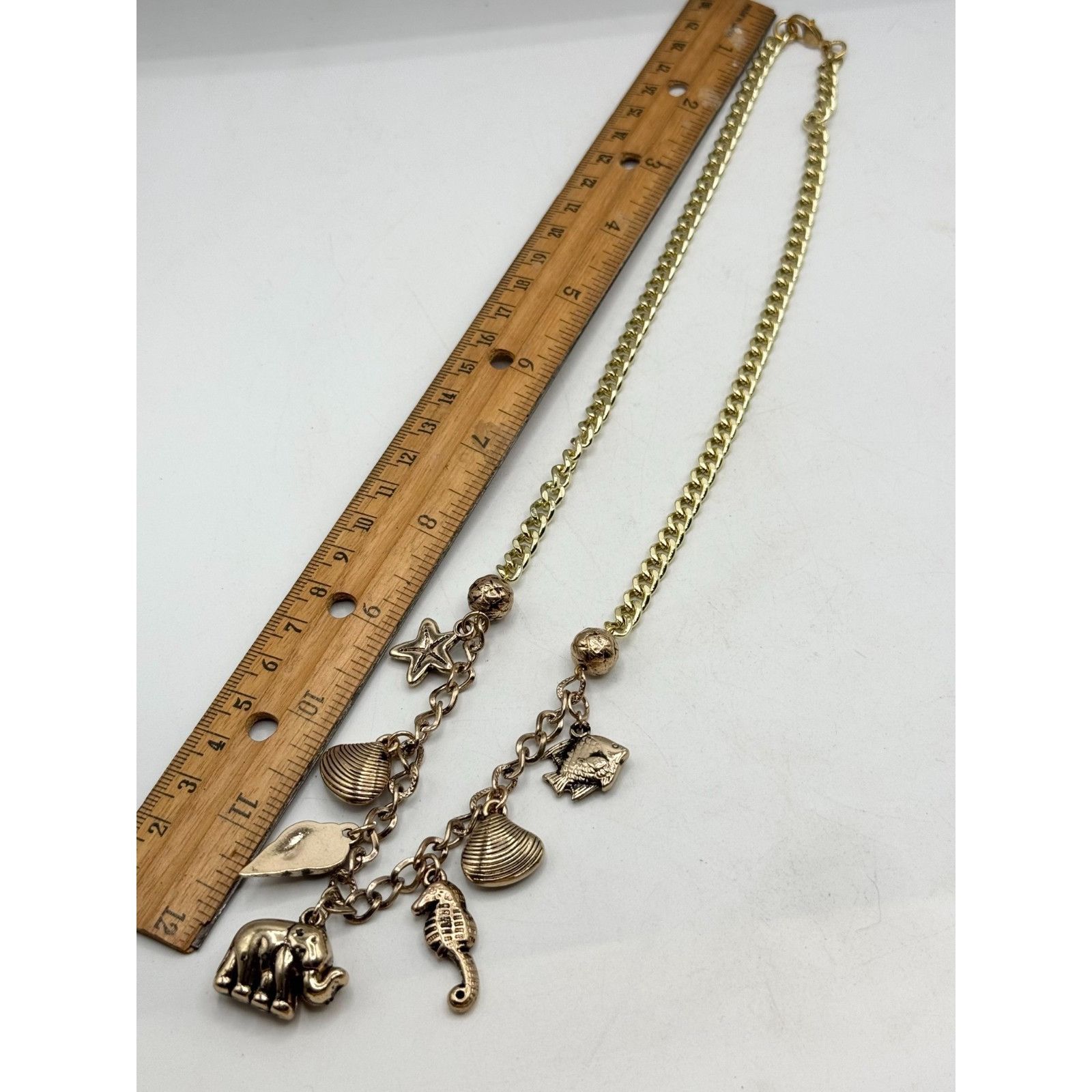 Vintage Vintage gold tone Sealife jungle charm necklace Size ONE SIZE - 6 Thumbnail