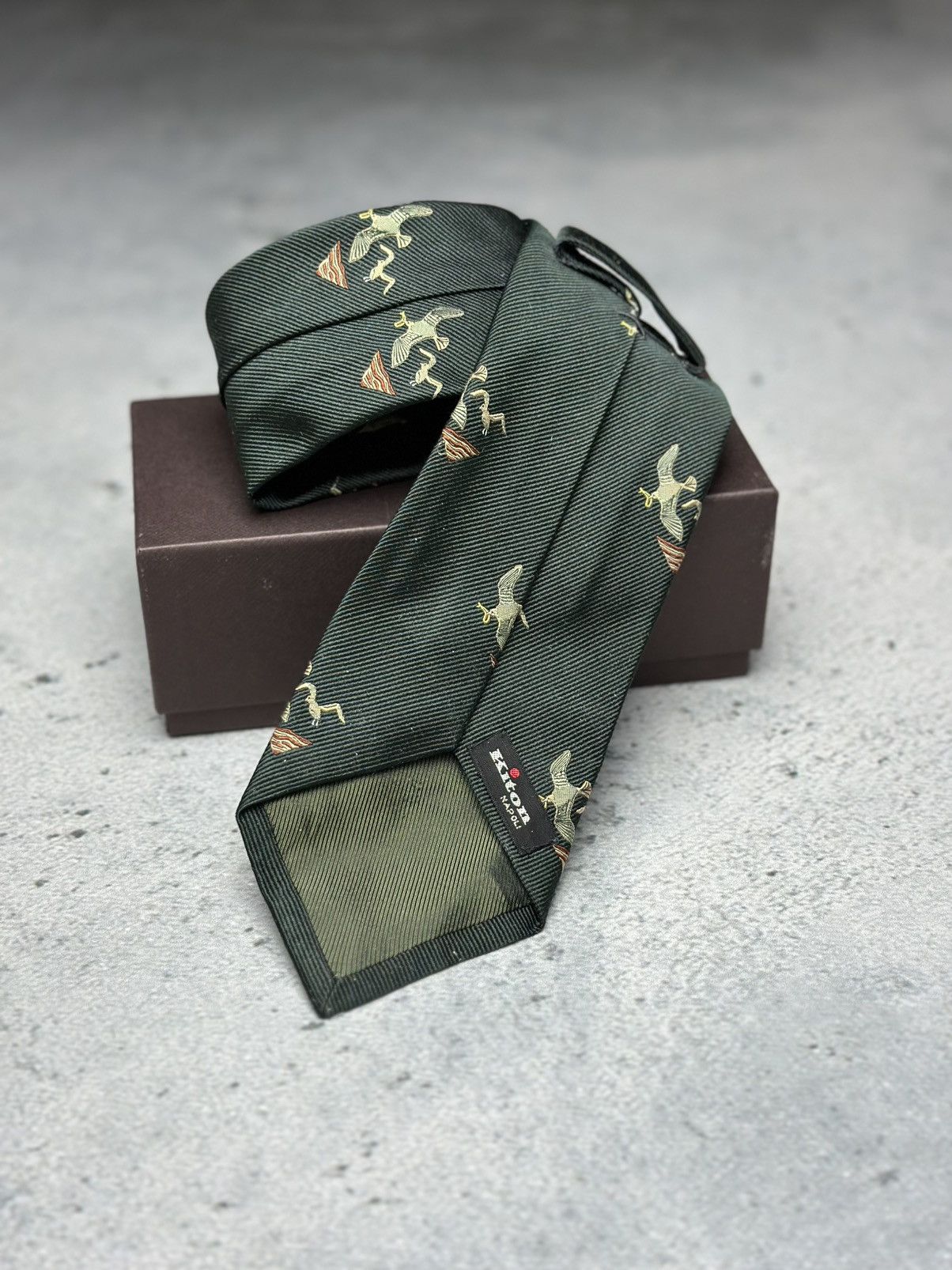 Kiton Kiton Tie Green Dark Olive Bird Duck Vintage Silk Tie 00s Size ONE SIZE - 5 Thumbnail