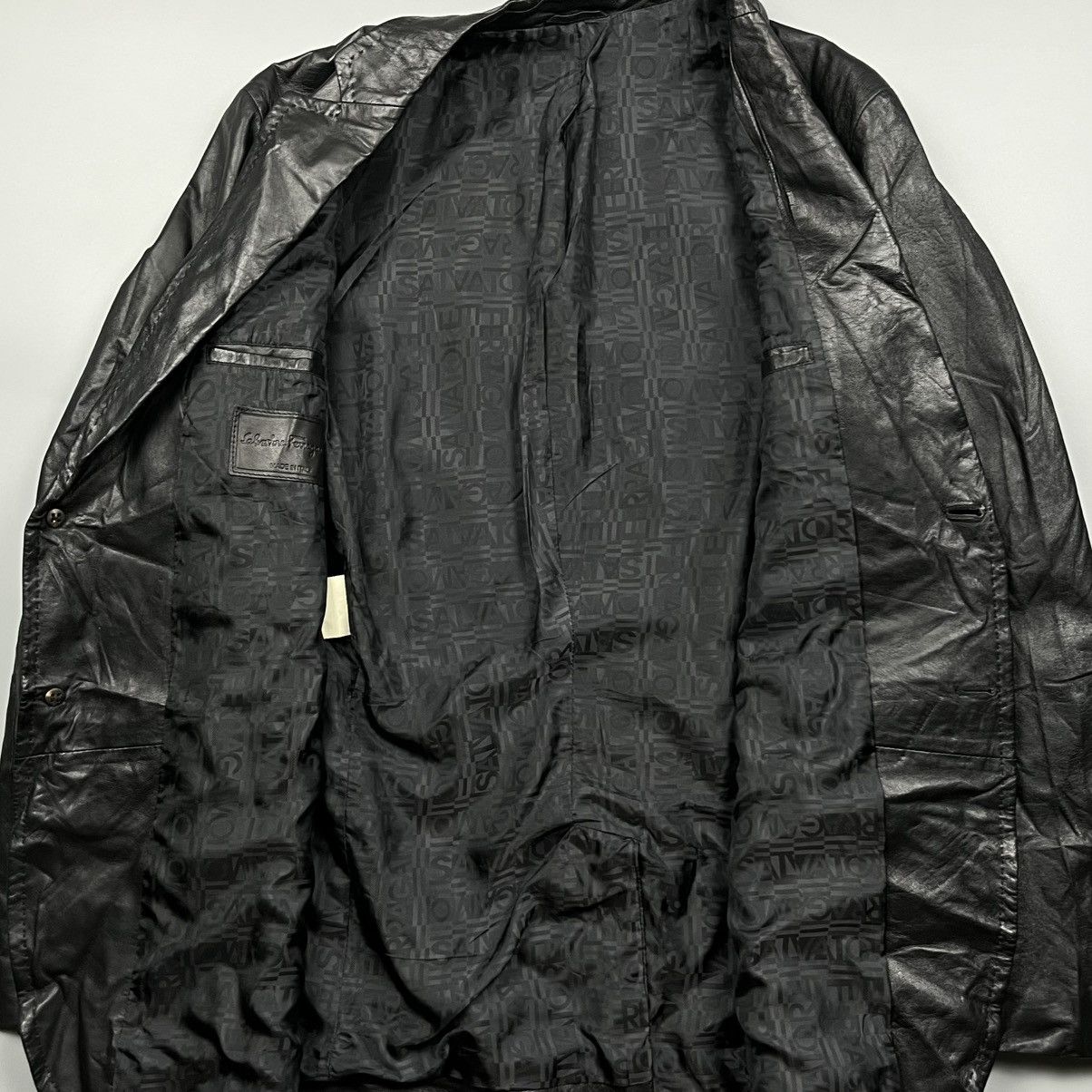 Salvatore Ferragamo Salvatore Ferragamo - Leather Blazer - Jacket Size US M / EU 48-50 / 2 - 14 Thumbnail