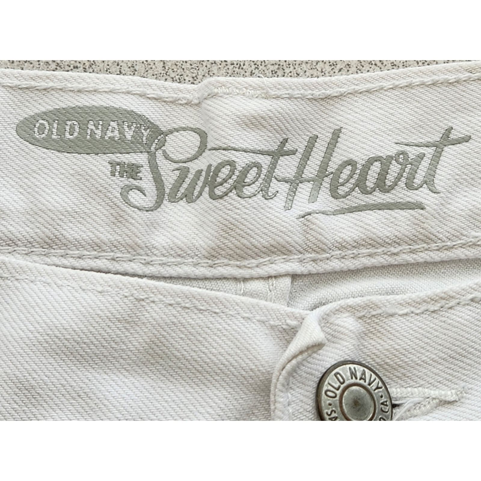 Old Navy Old Navy The Sweetheart White Denim Shorts 8 Stretch Size 30" / US 8 / IT 44 - 3 Thumbnail