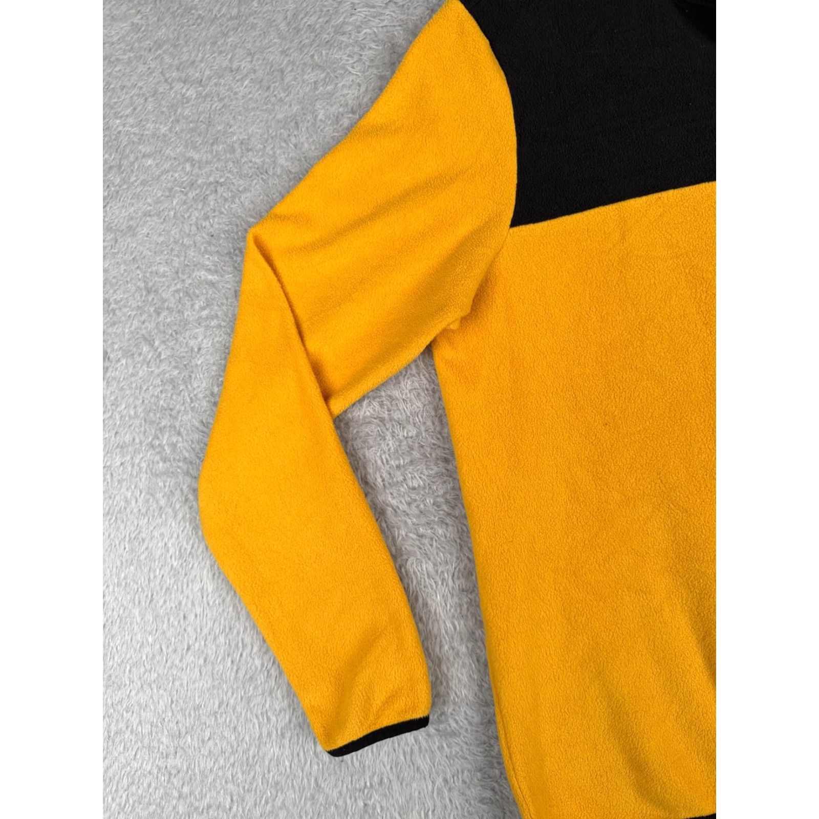 The North Face The North Face Sweater Womens Large Yellow 1/4 Zip Pullover Polyester Fleece Size L / US 10 / IT 46 - 3 Thumbnail