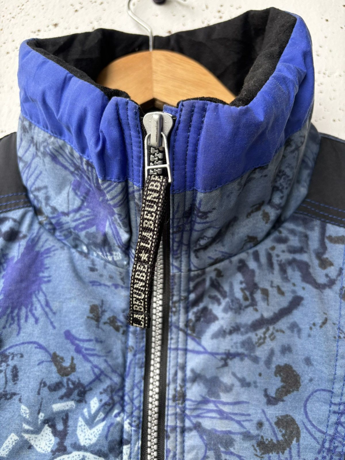 Japanese Brand Vintage La beunbe Graphic Motif Pattern Ski Jacket Size US L / EU 52-54 / 3 - 6 Thumbnail