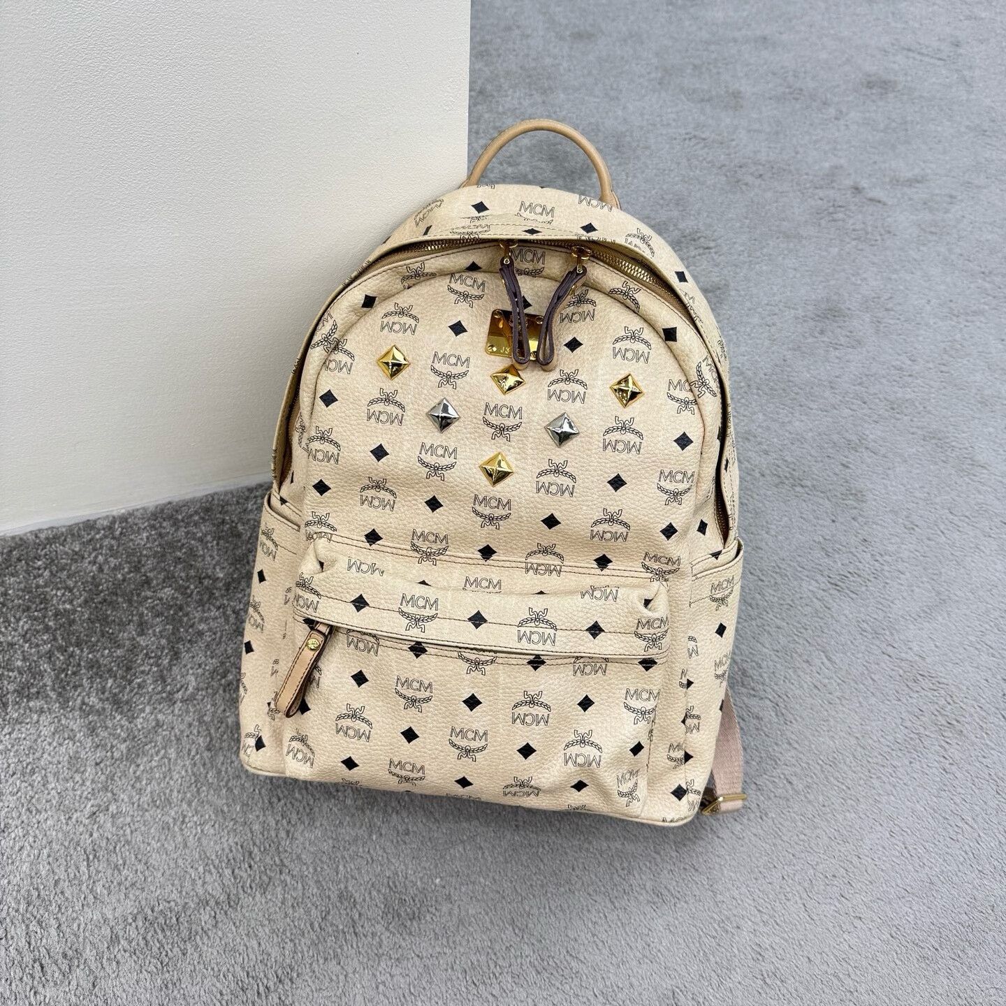 MCM MCM Visetos Large Beige Backpack Size ONE SIZE - 1 Thumbnail