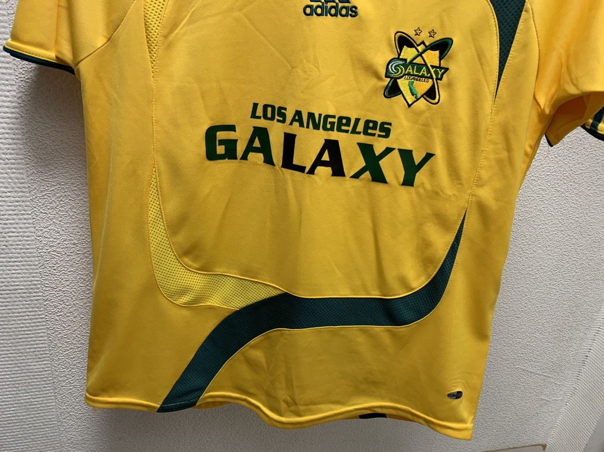Adidas Los Angeles Galaxy adidas soccer jersey M sz yellow Size US M / EU 48-50 / 2 - 3 Thumbnail